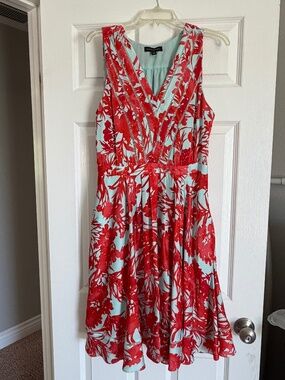 Women's dress